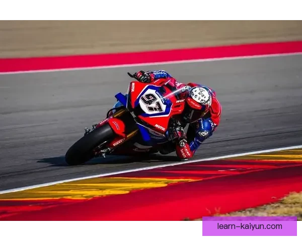 摩托车大奖赛最新动态：2026赛季新车亮相与车手阵容调整分析