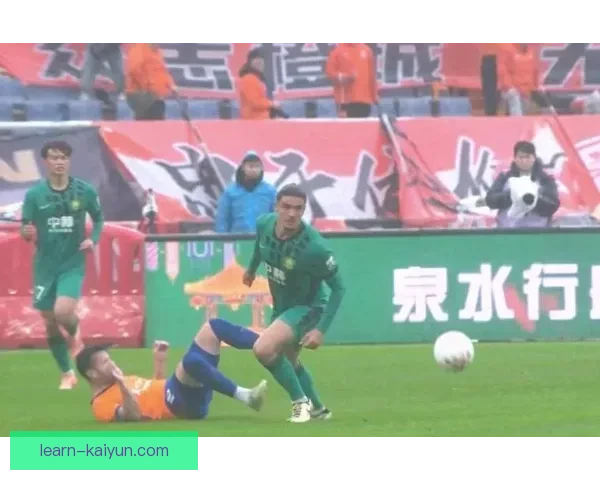 豪门对决再掀高潮本土新星绝杀引爆联赛风云震撼全场球迷热议不断