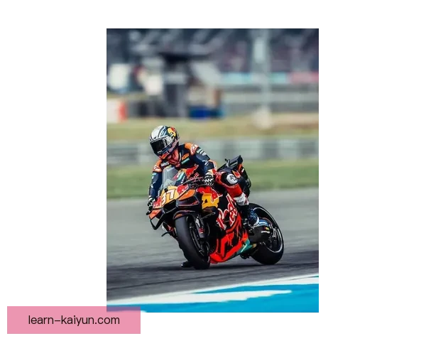 2026 MotoGP赛季即将开幕 各队新车亮相备战激烈对抗 2026 MotoGP赛季即将开幕 各队新车亮相备战激烈对抗