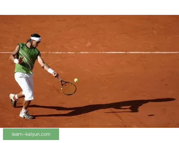 网球名将纳达尔宣布将于本赛季结束后退役 引发球迷热议