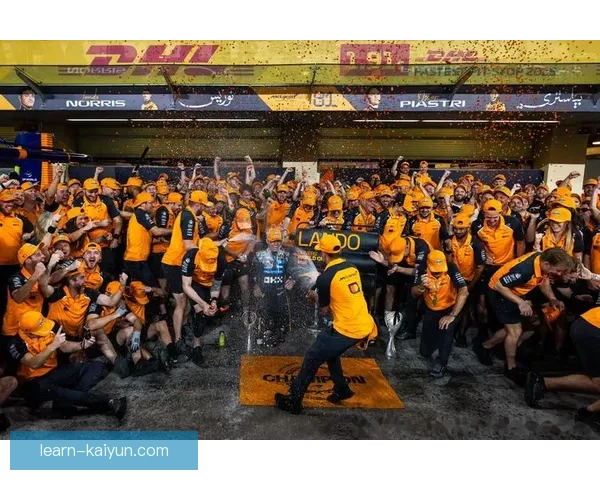 F1赛季最新动态揭秘各车队策略变化与冠军争夺战况