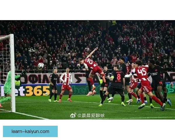 欧冠最新战报：豪门激战精彩瞬间引发球迷热议