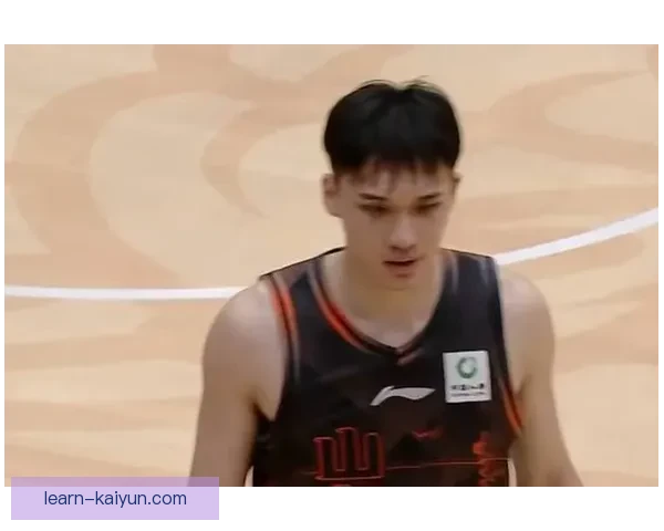震惊!中国篮球队新星崭露头角 成功逆袭美洲杯赛场 打破历史纪录 震惊!中国篮球队新星崭露头角 成功逆袭美洲杯赛场 打破历史纪录